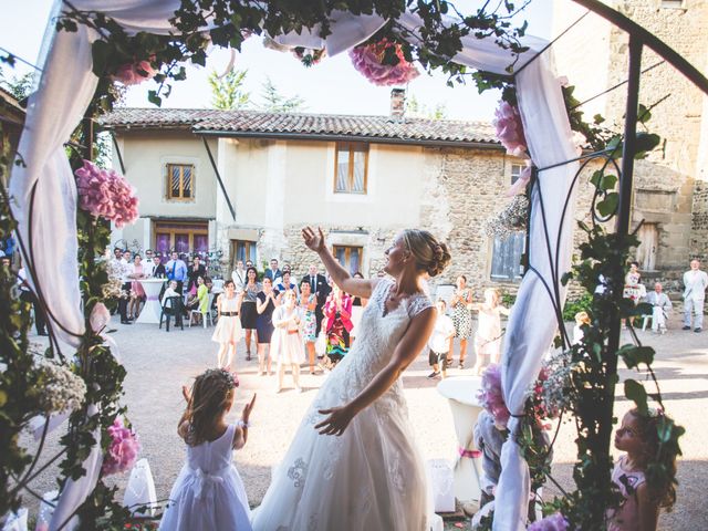 Le mariage de Jérémy et Laura à Épinouze, Drôme 63