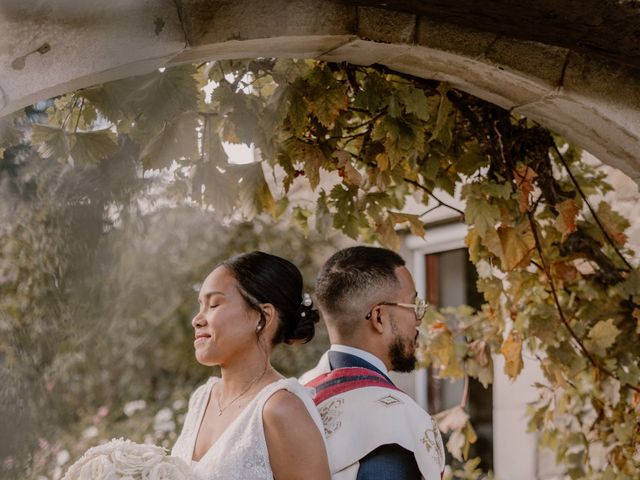 Le mariage de Zo. et Irina à Vesc, Drôme 23