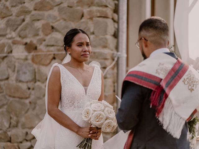 Le mariage de Zo. et Irina à Vesc, Drôme 42