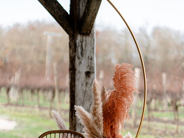 Le mariage de Adrien et Chloé à Arces, Charente Maritime 8