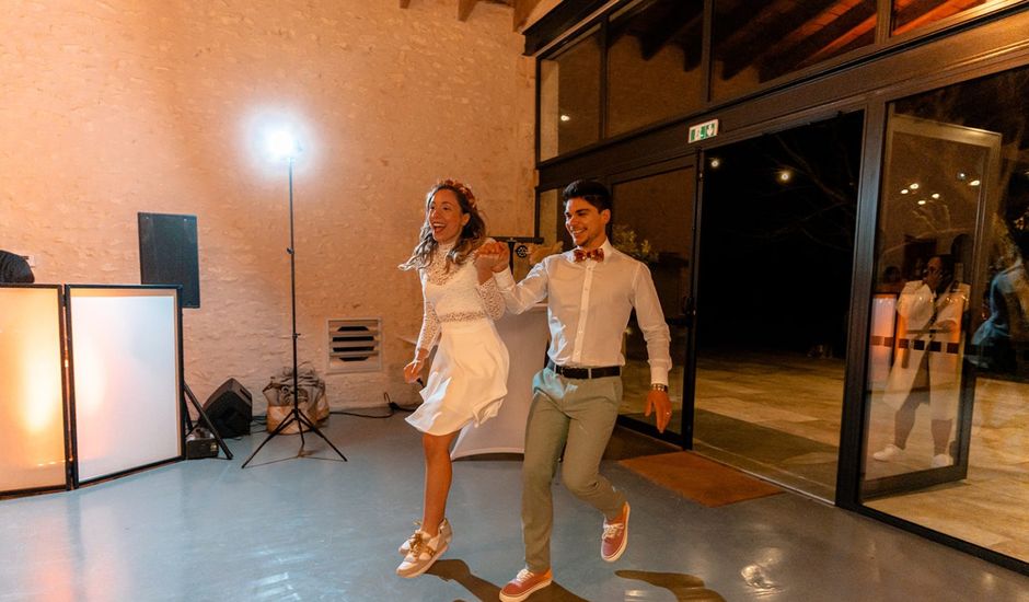 Le mariage de Adrien et Chloé à Arces, Charente Maritime