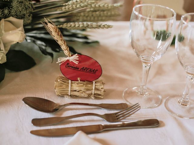 Le mariage de Thomas et Bérénice à Créon, Gironde 92