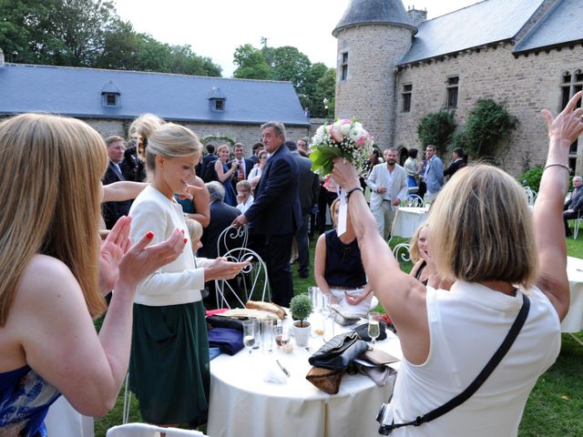 Le mariage de Antoine et Sara à Rennes, Ille et Vilaine 63