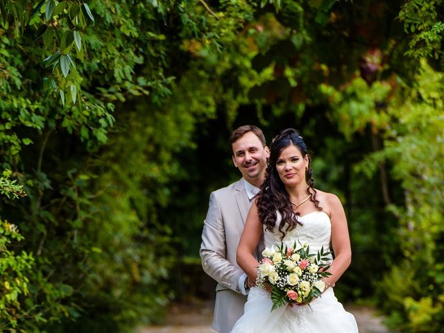 Le mariage de Romain et Jennyfer à Magny-les-Hameaux, Yvelines 9