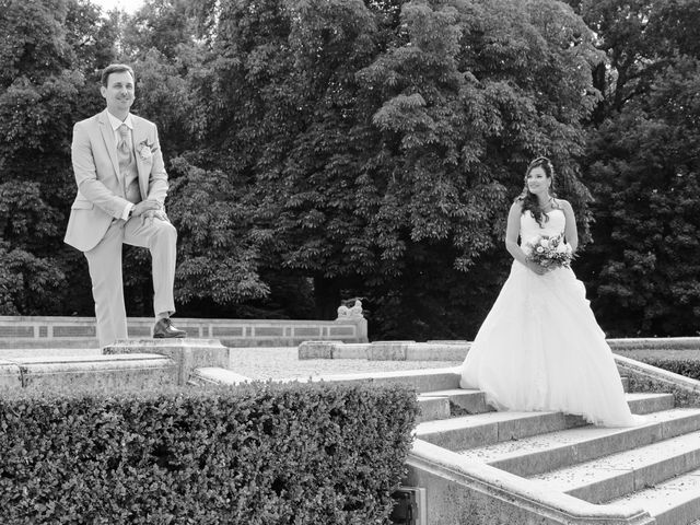 Le mariage de Romain et Jennyfer à Magny-les-Hameaux, Yvelines 28