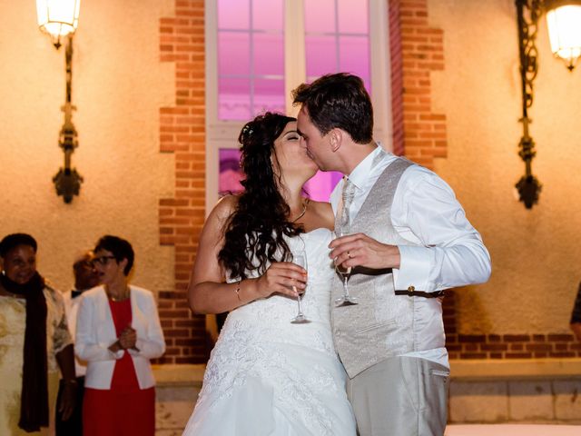 Le mariage de Romain et Jennyfer à Magny-les-Hameaux, Yvelines 90