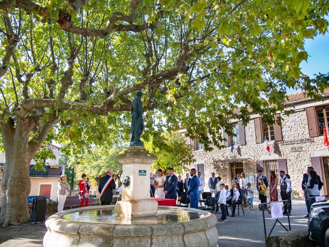 Le mariage de Goulven et Céline à Nîmes, Gard 3