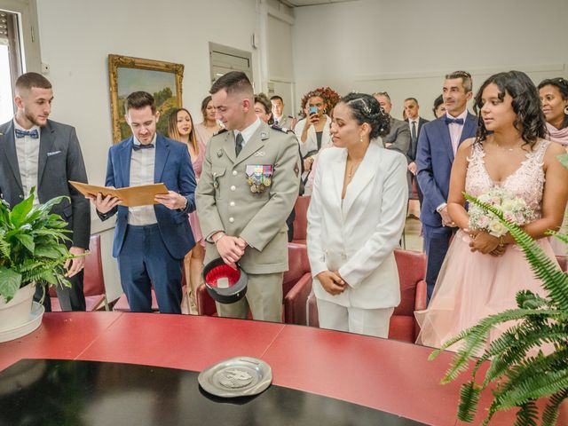 Le mariage de Charly et Malaury à Nîmes, Gard 7