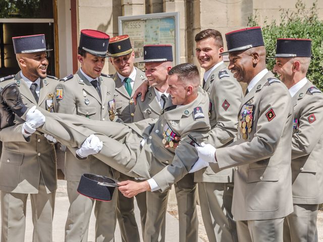 Le mariage de Charly et Malaury à Nîmes, Gard 29