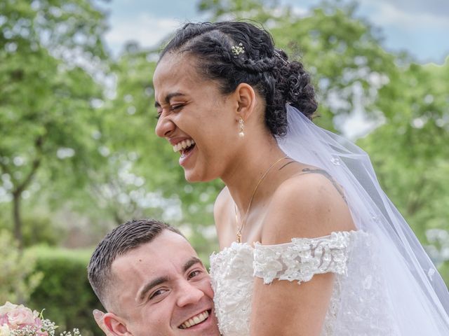 Le mariage de Charly et Malaury à Nîmes, Gard 38