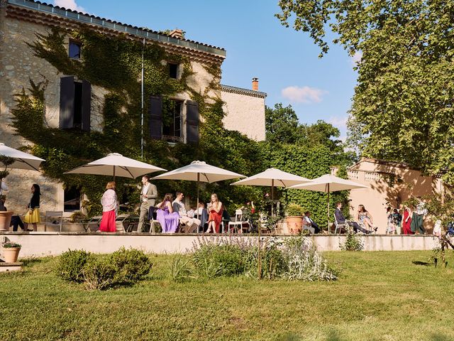 Le mariage de Antoine et Aurélie à Mirabel-et-Blacons, Drôme 1