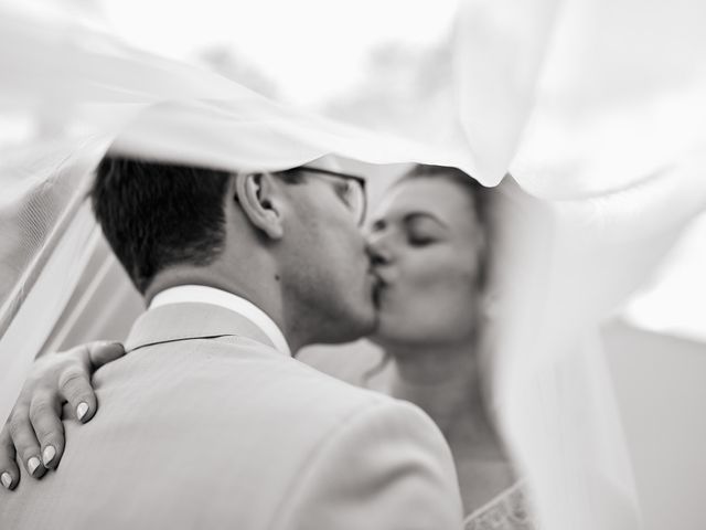 Le mariage de Antoine et Aurélie à Mirabel-et-Blacons, Drôme 2