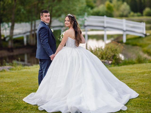 Le mariage de Victor et Doriane à La Boissière-École, Yvelines 24