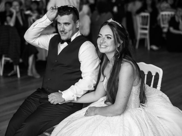 Le mariage de Victor et Doriane à La Boissière-École, Yvelines 40