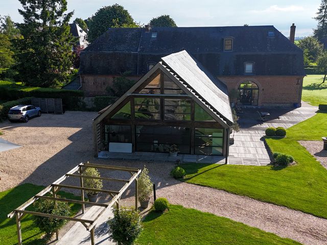 Le mariage de James et Valérie à Yerville, Seine-Maritime 4
