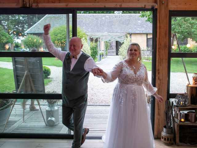 Le mariage de James et Valérie à Yerville, Seine-Maritime 97