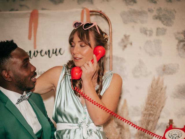 Le mariage de Christophe et Melissa à Saint-Aubin-des-Ormeaux, Vendée 15