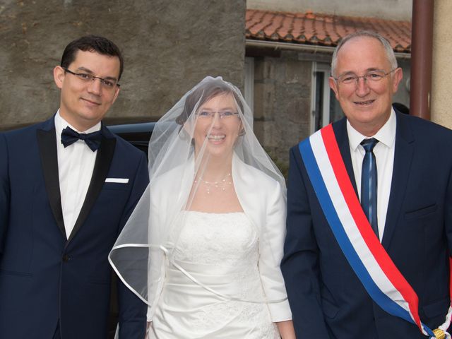 Le mariage de Damien et Sylvie à Beaulieu-sous-la-Roche, Vendée 8