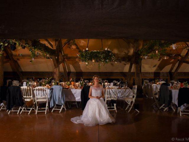 Le mariage de Alexandre et Elsa à Paris, Paris 15