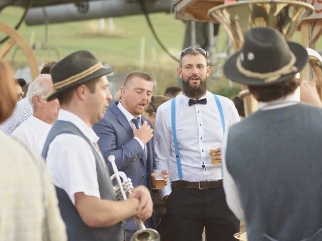 Le mariage de Arnaud et Marine à Habère-Poche, Haute-Savoie 54