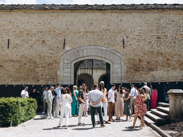 Le mariage de Mélanie et Aimie à Crémieu, Isère 8