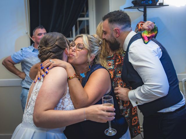 Le mariage de Alexandre et Manon à Honfleur, Calvados 21