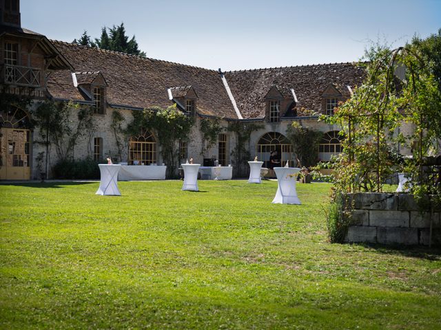 Le mariage de Arnaud et Elodie à Montargis, Loiret 14