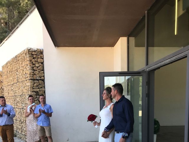 Le mariage de Christophe  et Olivia à Istres, Bouches-du-Rhône 8
