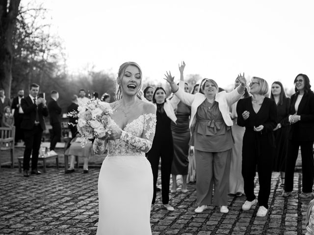 Le mariage de Corentin et Julia à Les Écrennes, Seine-et-Marne 20