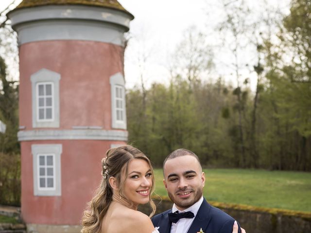 Le mariage de Corentin et Julia à Les Écrennes, Seine-et-Marne 23