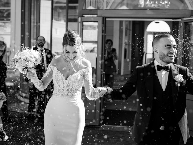 Le mariage de Corentin et Julia à Les Écrennes, Seine-et-Marne 27