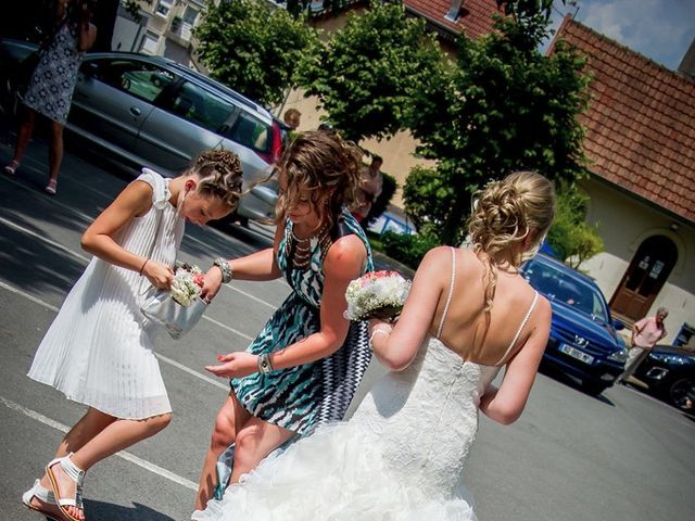 Le mariage de Romain et Marie à Pont-de-Roide, Doubs 10