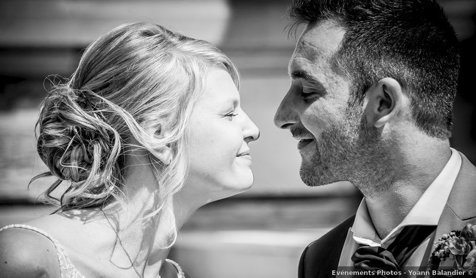 Le mariage de Romain et Marie à Pont-de-Roide, Doubs