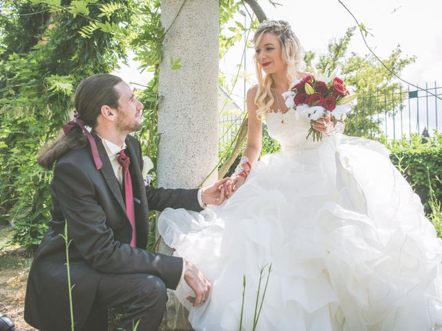 Le mariage de Anthony et Elodie à Le Coteau, Loire 5