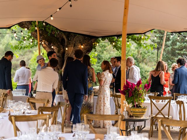 Le mariage de Charles et Meryem à Nyons, Drôme 22