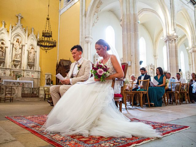 Le mariage de Mélanie et Anthony à La Chapelle-de-Guinchay, Saône et Loire 11