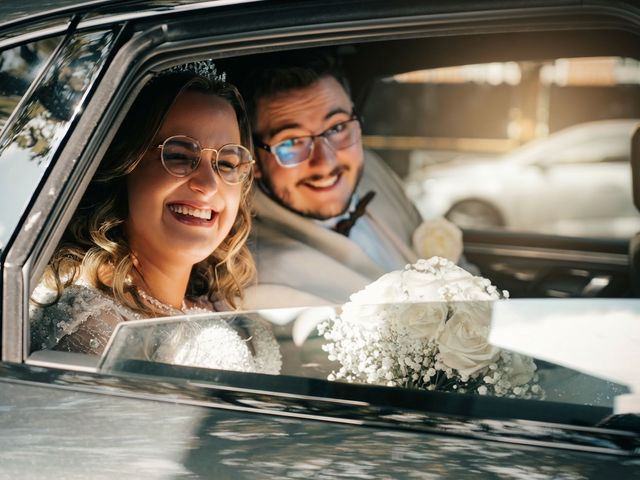 Le mariage de Arthur et Aïsela à Les Pavillons-sous-Bois, Seine-Saint-Denis 24