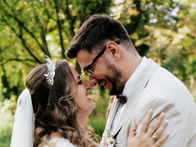 Le mariage de Arthur et Aïsela à Les Pavillons-sous-Bois, Seine-Saint-Denis 25