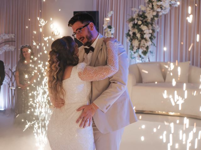 Le mariage de Arthur et Aïsela à Les Pavillons-sous-Bois, Seine-Saint-Denis 27