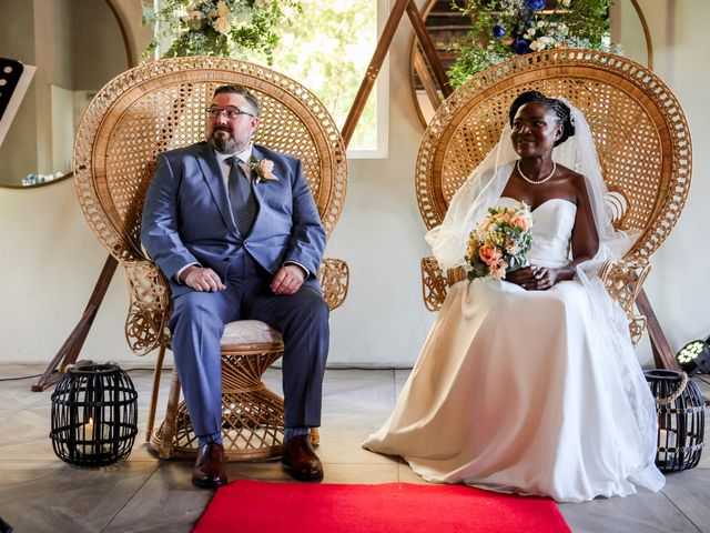 Le mariage de Christoph et Darcia à Rosny-sur-Seine, Yvelines 32
