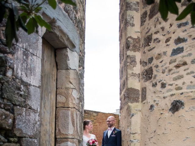 Le mariage de Erwan et Julie à Châteaugiron, Ille et Vilaine 24