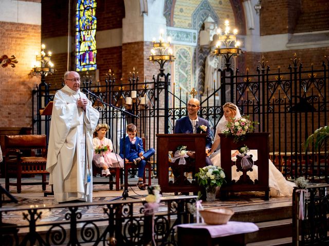 Le mariage de Emmanuel et Stéphanie à Bailleul, Nord 50