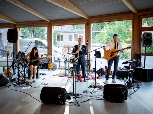 Le mariage de Emmanuel et Stéphanie à Bailleul, Nord 93