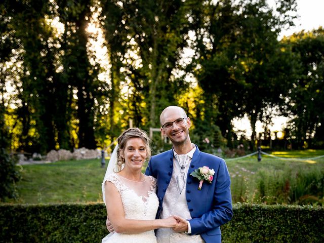 Le mariage de Emmanuel et Stéphanie à Bailleul, Nord 96