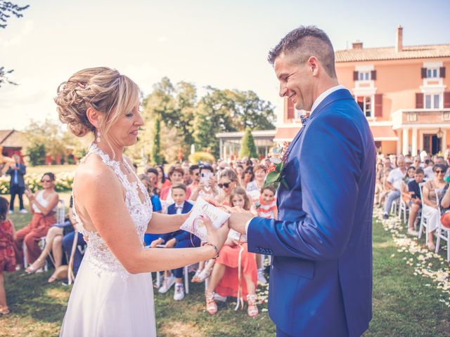 Le mariage de Davy et Laure à Vonnas, Ain 11