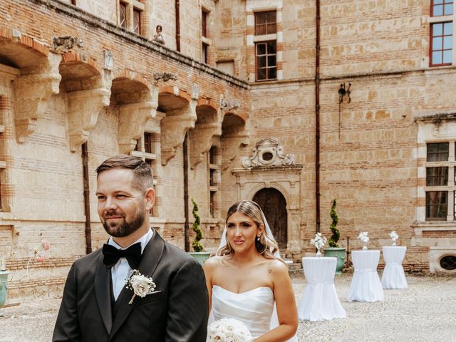 Le mariage de Adrien et Léa à Cazaux-Savès, Gers 38