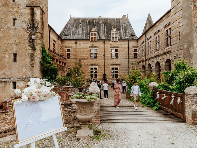 Le mariage de Adrien et Léa à Cazaux-Savès, Gers 69