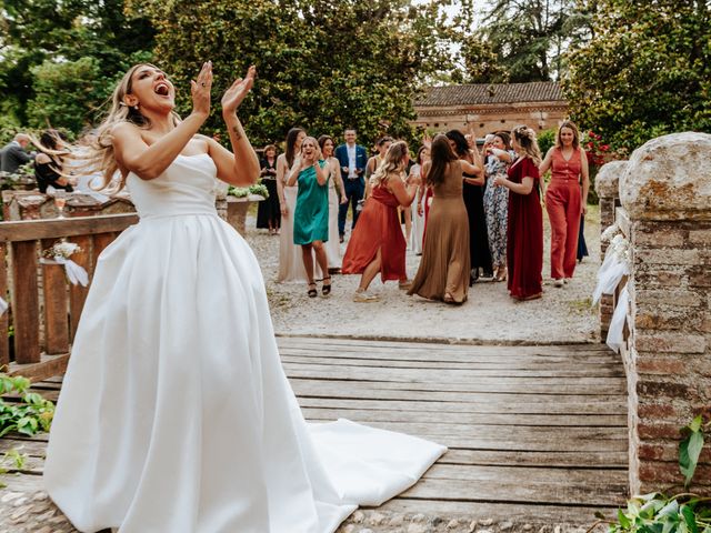 Le mariage de Adrien et Léa à Cazaux-Savès, Gers 73