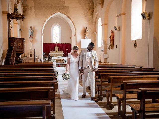 Le mariage de Collins et Justine à Savigné, Vienne 31