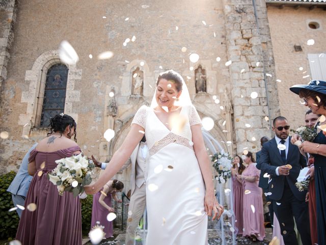 Le mariage de Collins et Justine à Savigné, Vienne 34
